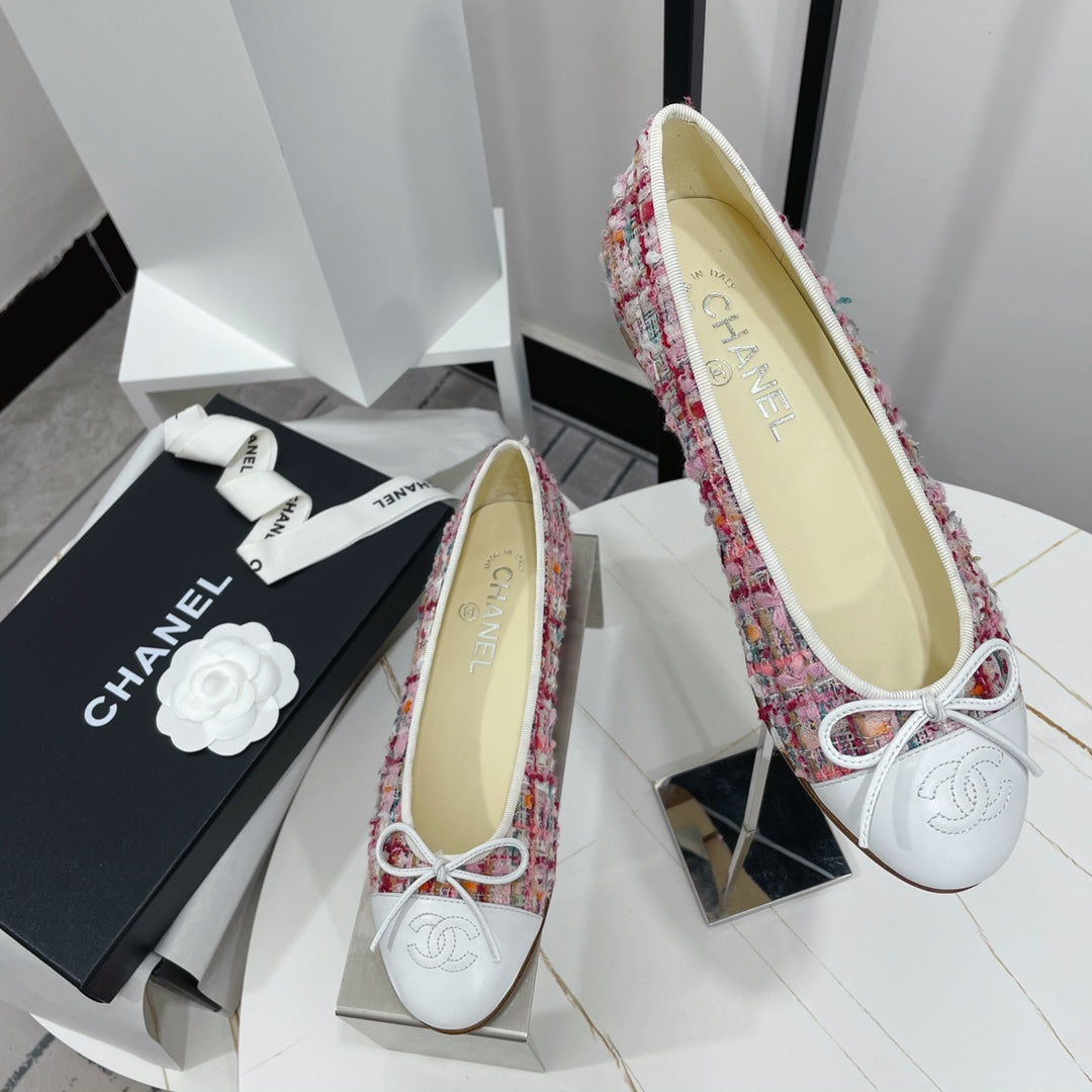 CC 26s Ballet Flat White Hot Pink Colorful Tweed Leather 944404