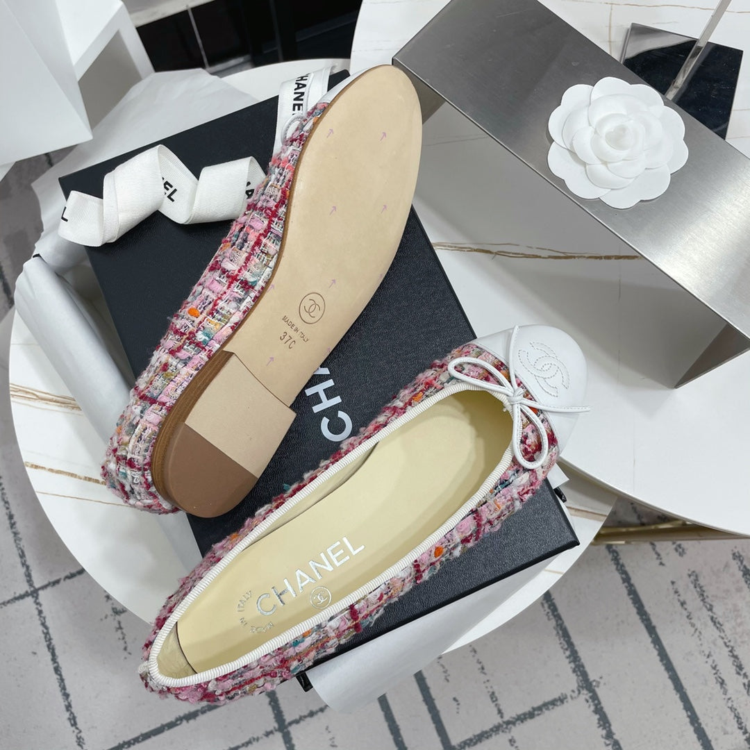 CC 26s Ballet Flat White Hot Pink Colorful Tweed Leather 944404