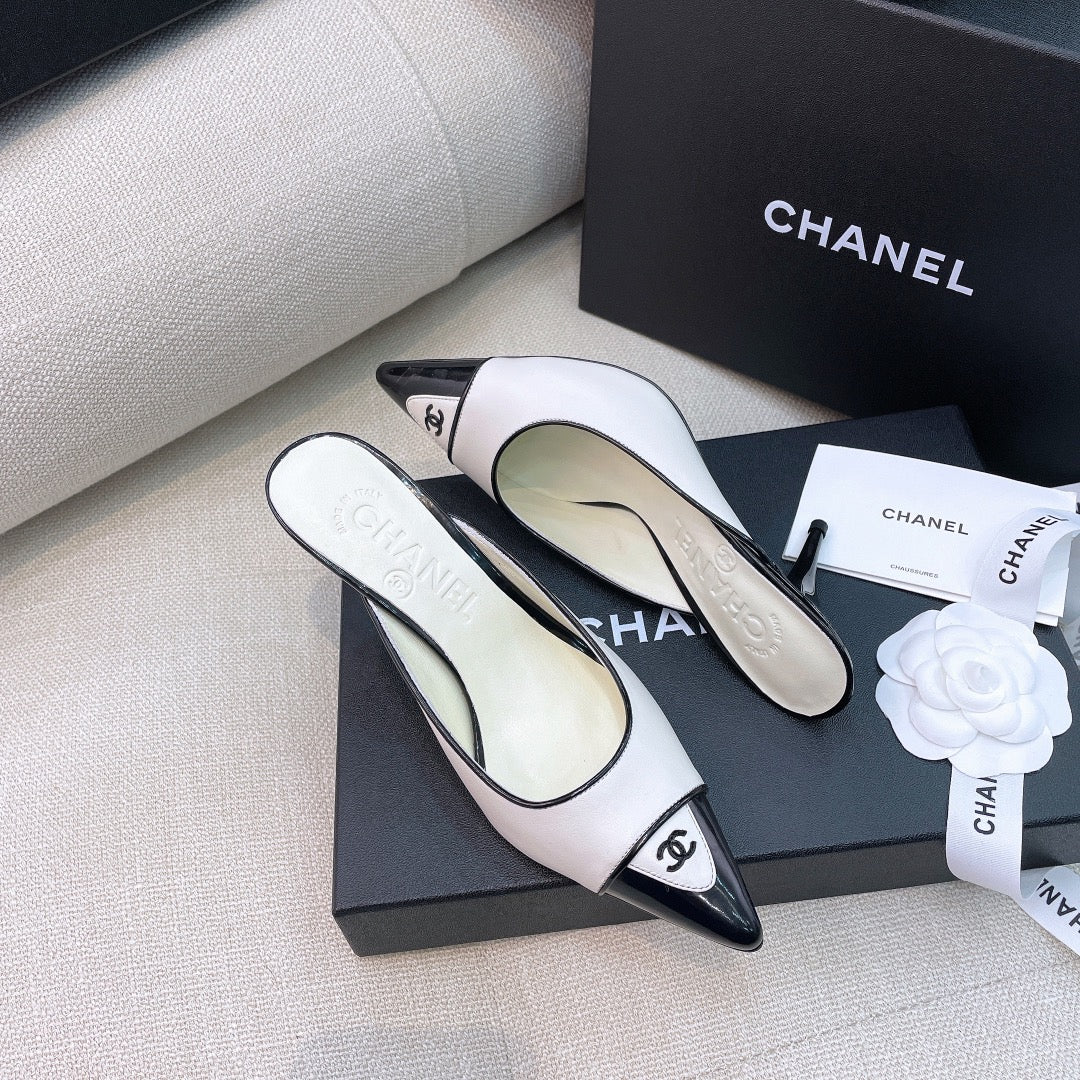 Chanel 26s Mules 8cm White Black Smooth Leather 156619