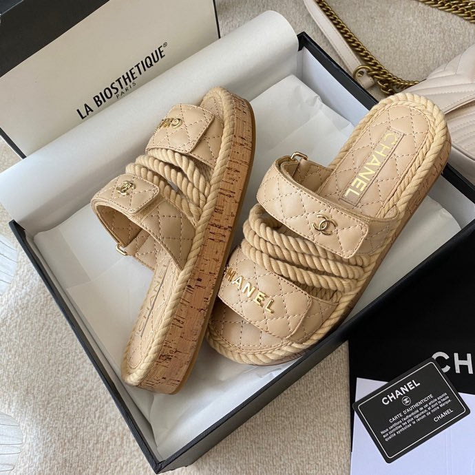 CC 26s Sandals Beige Fabric Calfskin 140028