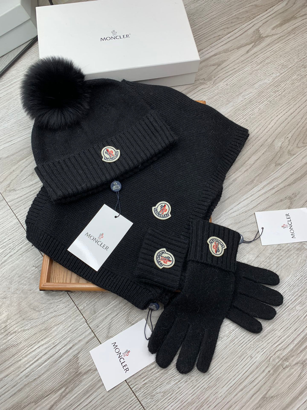 Moncler Hat Scarf Gloves Set Black Knit Fur 475098