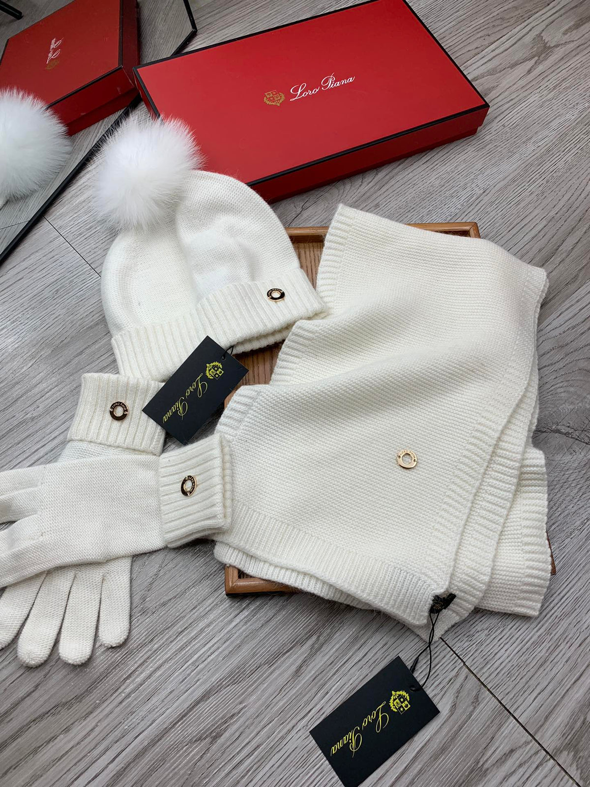 Loro Piana Hat Scarf Gloves Set White Knit Fur 475087