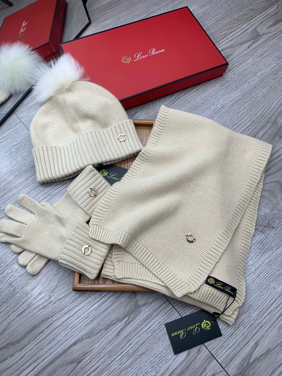 Loro Piana Hat Scarf Gloves Set Light Beige Knit Fur 475084