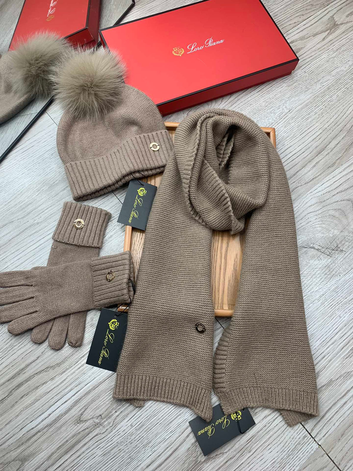 Loro Piana Hat Scarf Gloves Set Khaki Knit Fur 475083
