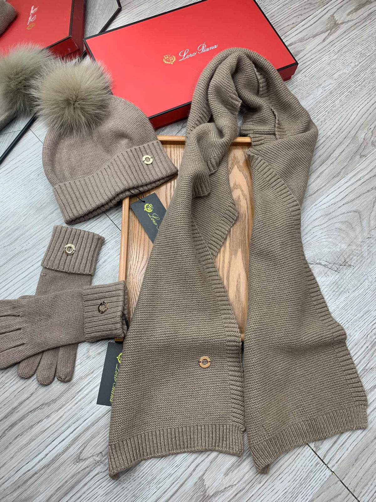 Loro Piana Hat Scarf Gloves Set Khaki Knit Fur 475083