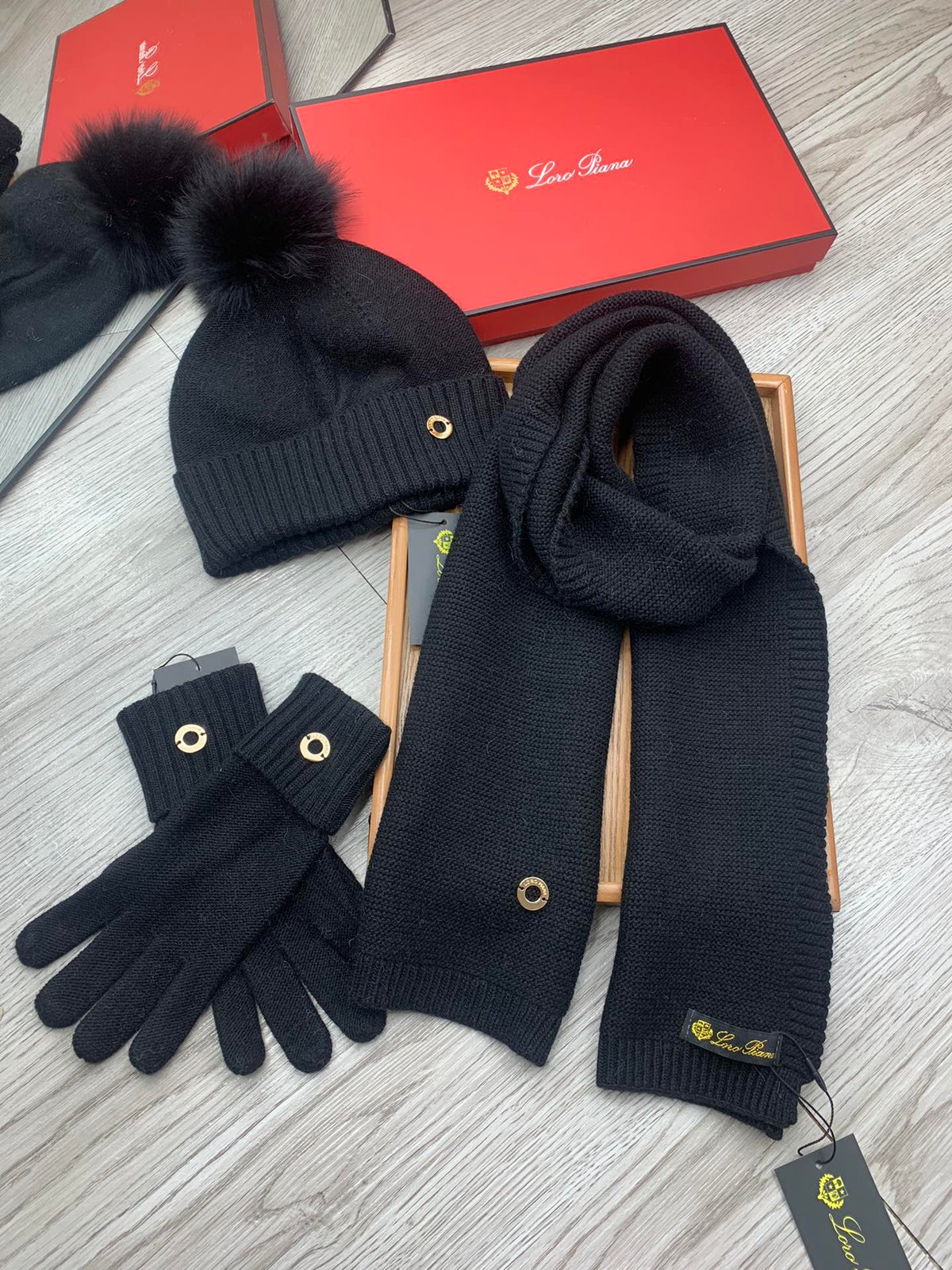 Loro Piana Hat Scarf Gloves Set Black Knit Fur 475082