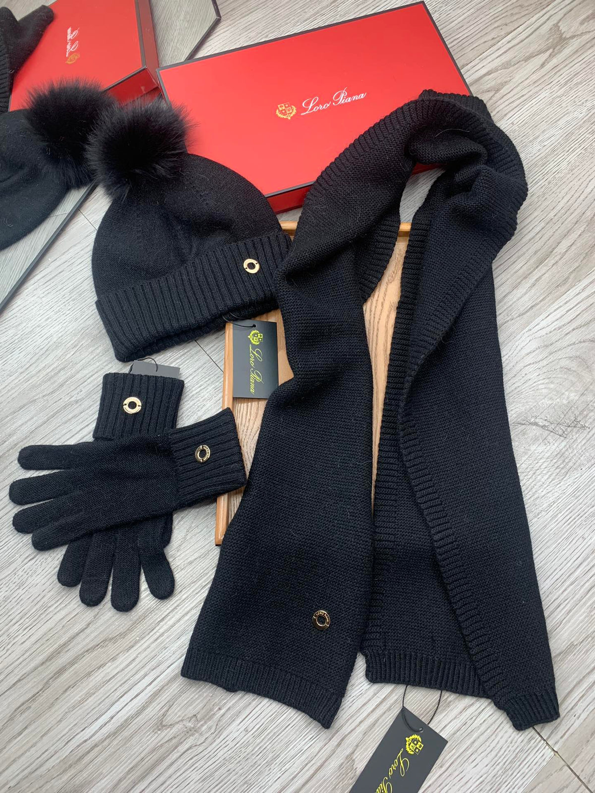 Loro Piana Hat Scarf Gloves Set Black Knit Fur 475082