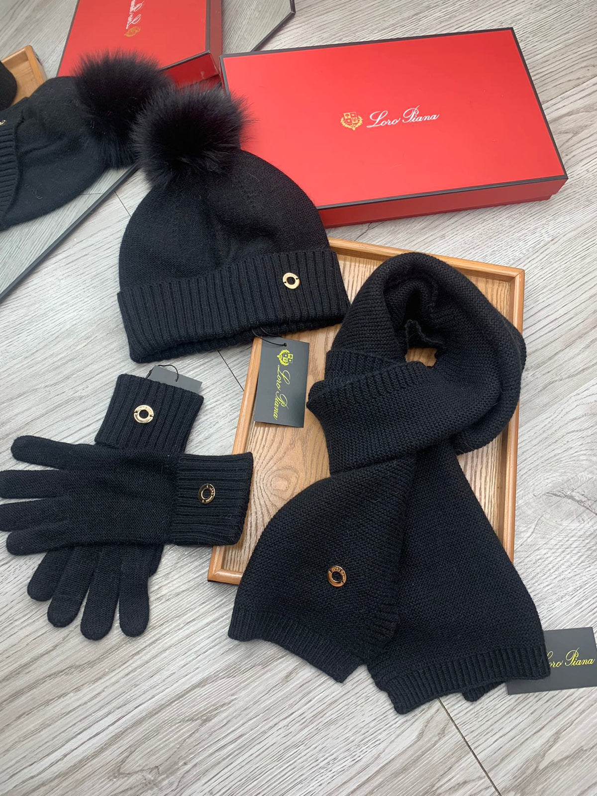 Loro Piana Hat Scarf Gloves Set Black Knit Fur 475082