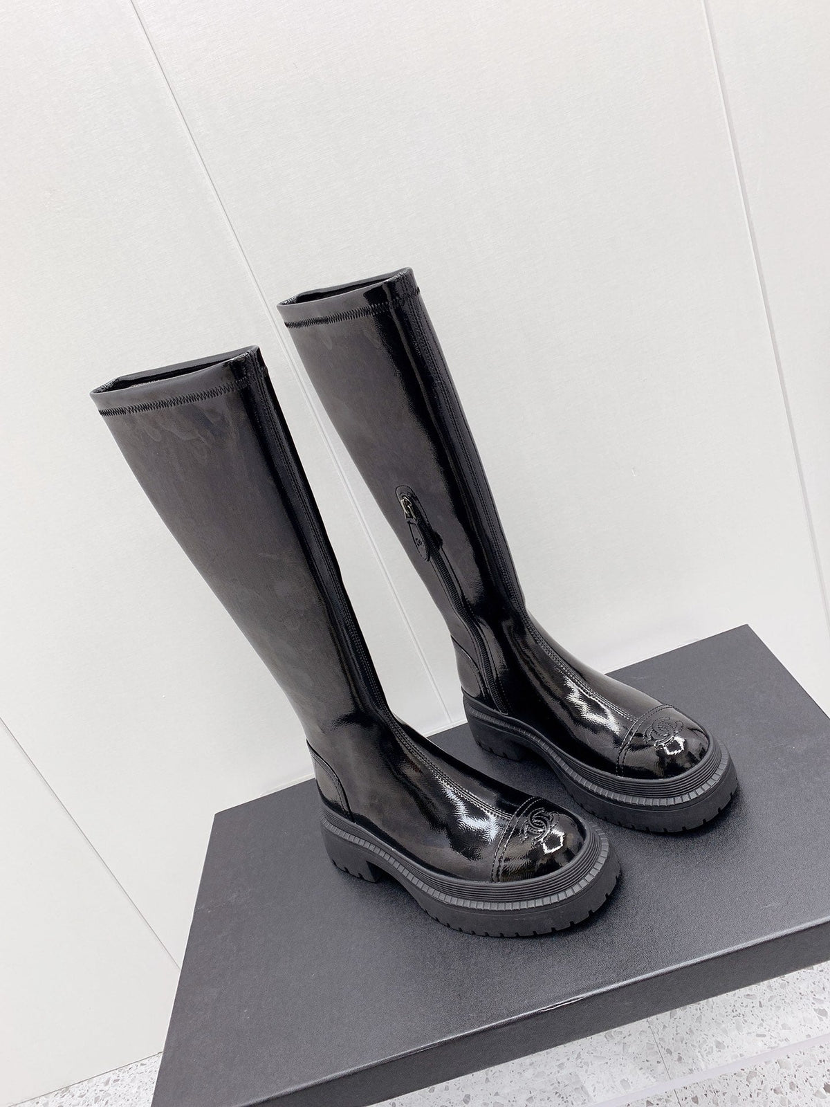 CC 2026 Logo Chunky Platform Knee-High Boots Black Patent Leather 161597