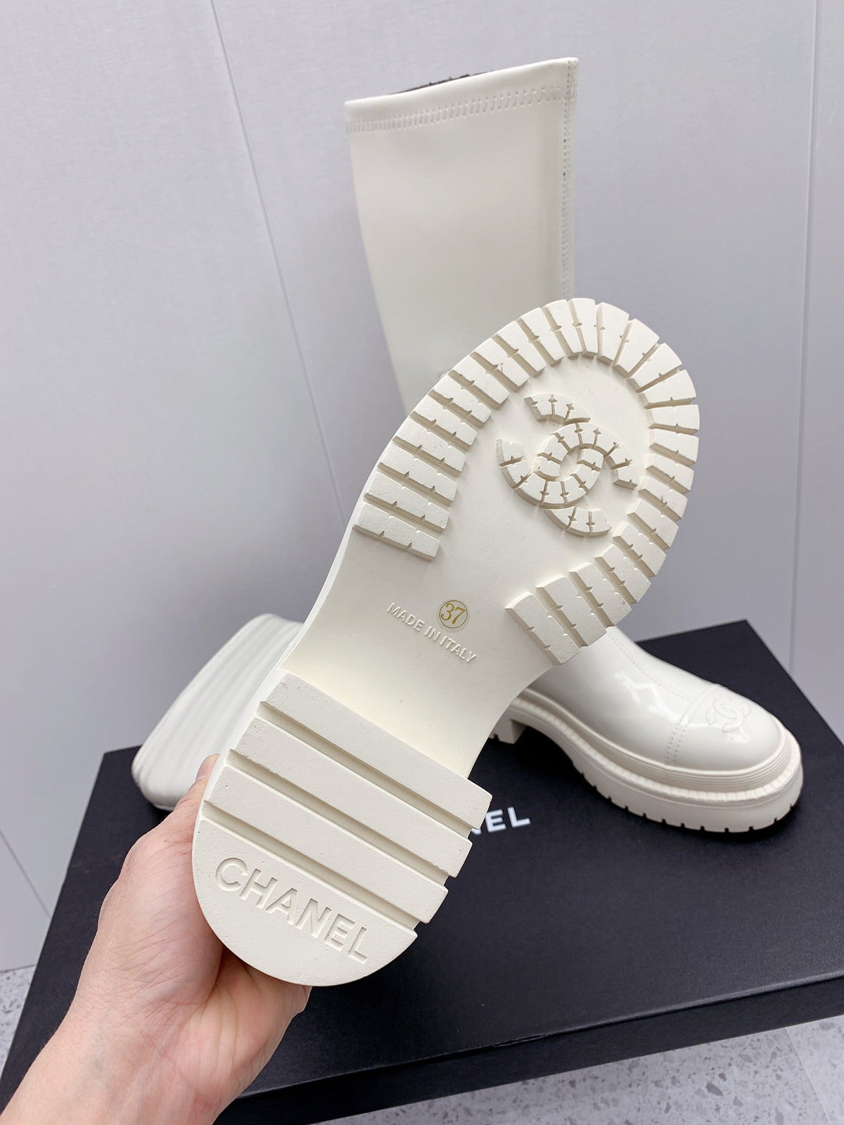 CC 2026 Logo Chunky Platform Knee-High Boots White Leather 161598