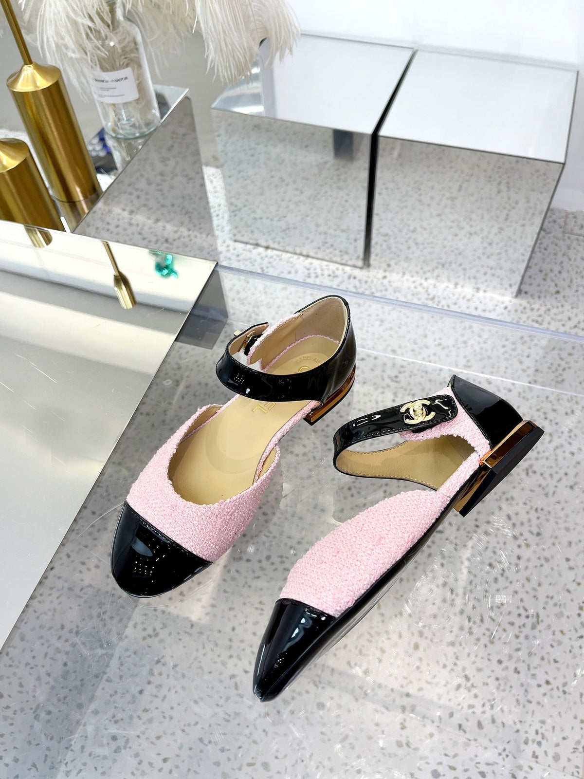 CC 26S Mary Jane Flats Shoes Pink Black Tweed Patent Leather 147299