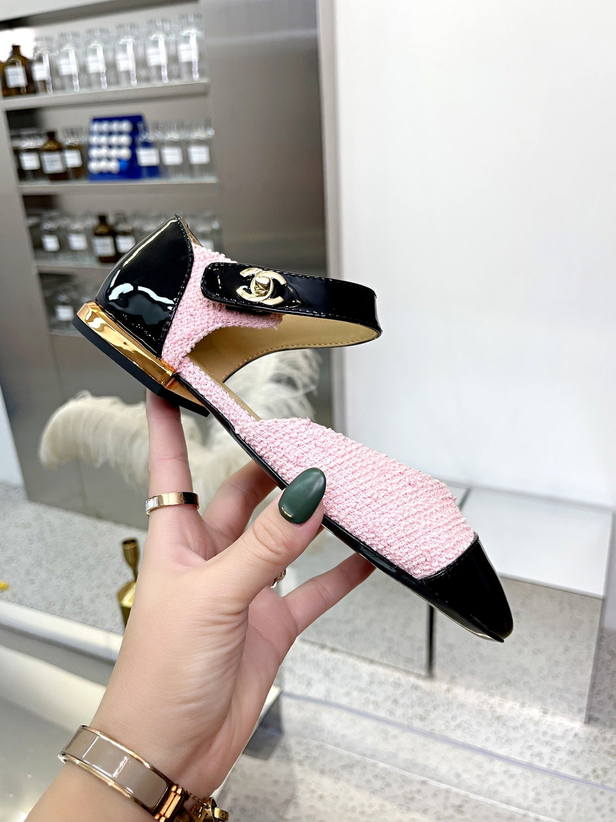 CC 26S Mary Jane Flats Shoes Pink Black Tweed Patent Leather 147299