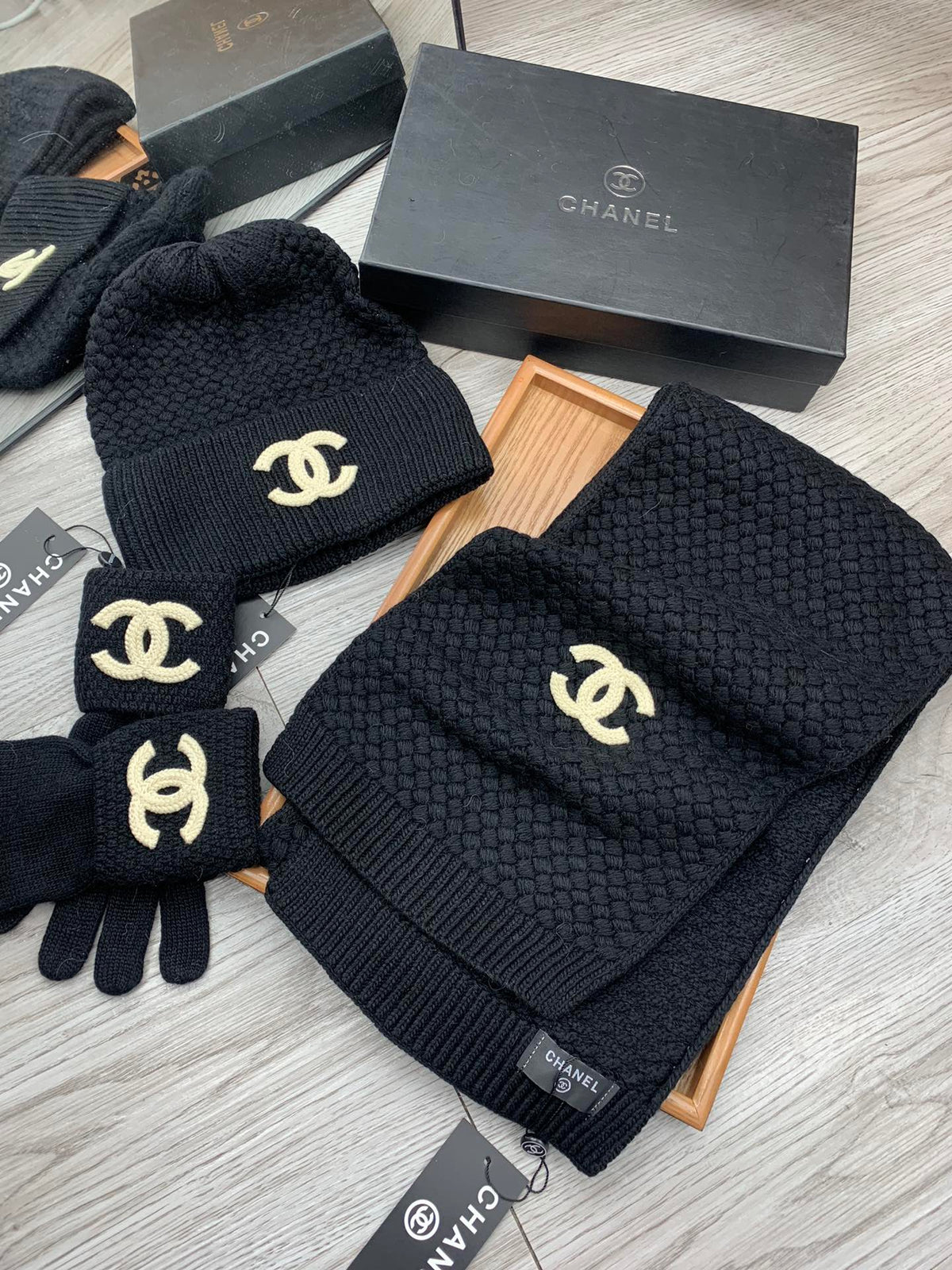 CC Hat Scarf Gloves Set Black Knit Gold Logo 475105