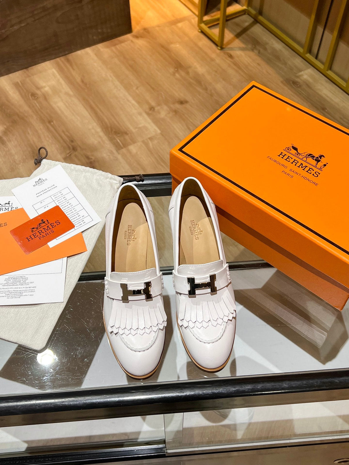 HM 26s Elysee Loafers 7cm White Leather 149084