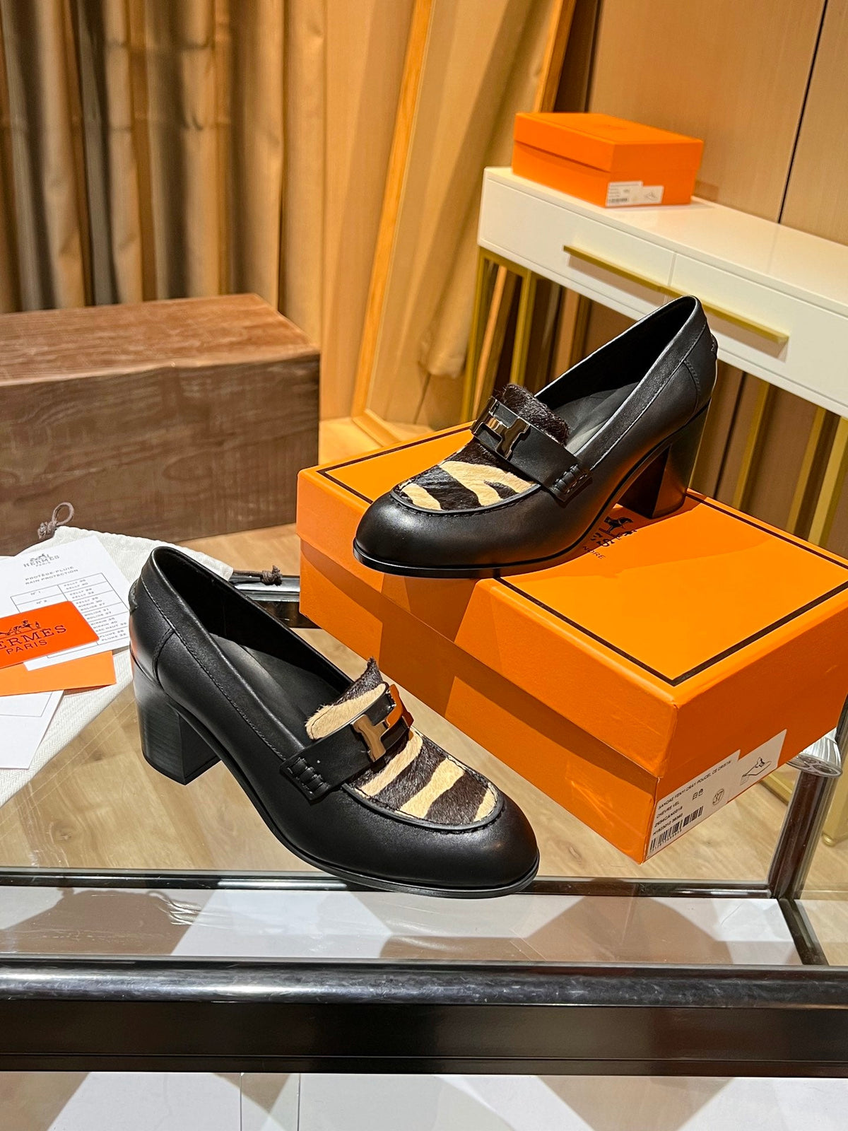 HM 26s Dauphine Loafers 7cm Black Pony Hair 149085