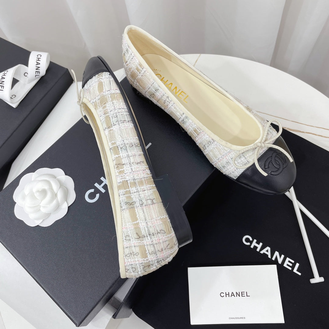 CC 26s Ballet Flat Black Cream Tweed Leather 944422