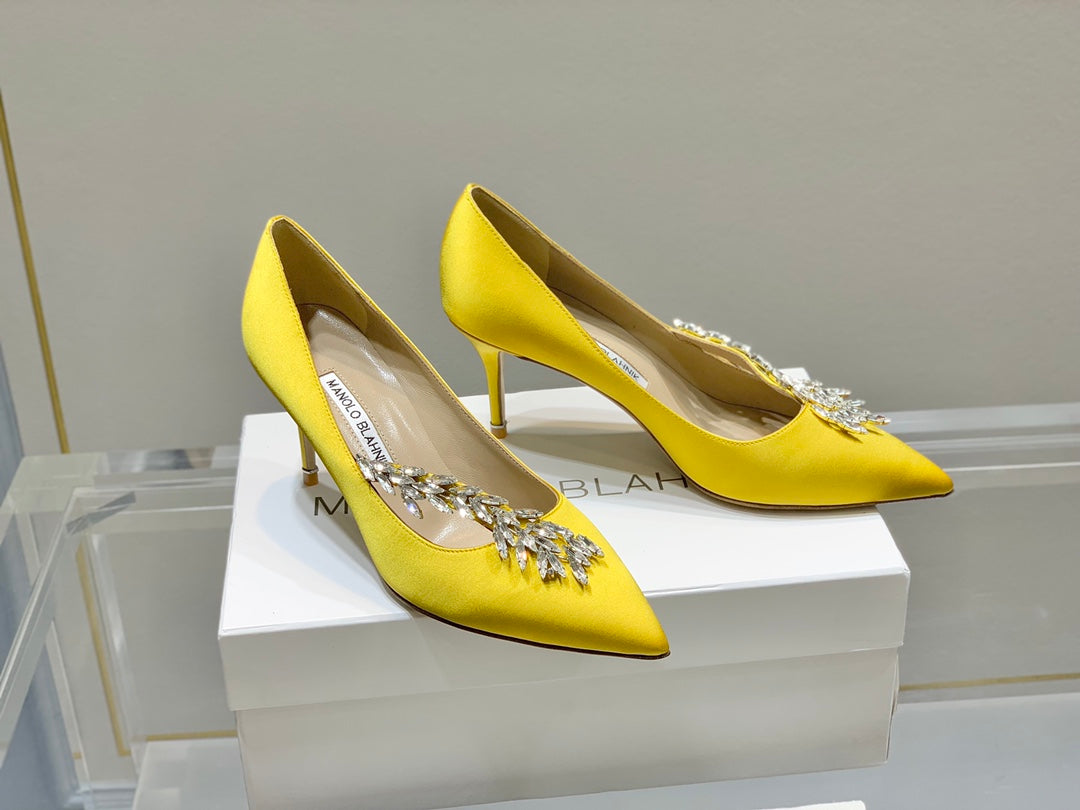Manolo Women's Nadira Pumps 70 Yellow Satin