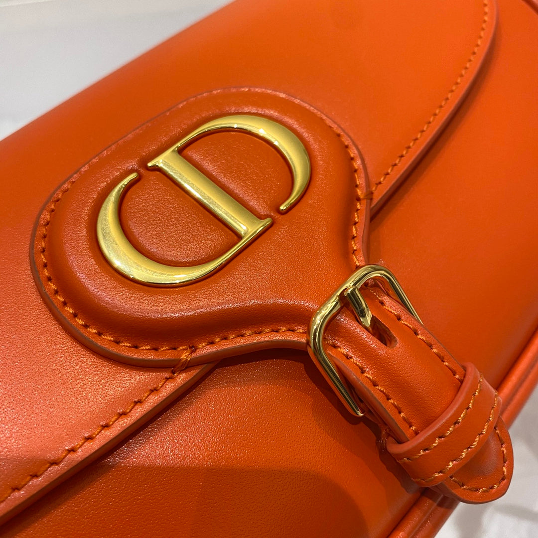 medium cd east west bobby 22cm dark tan calfskin ghw