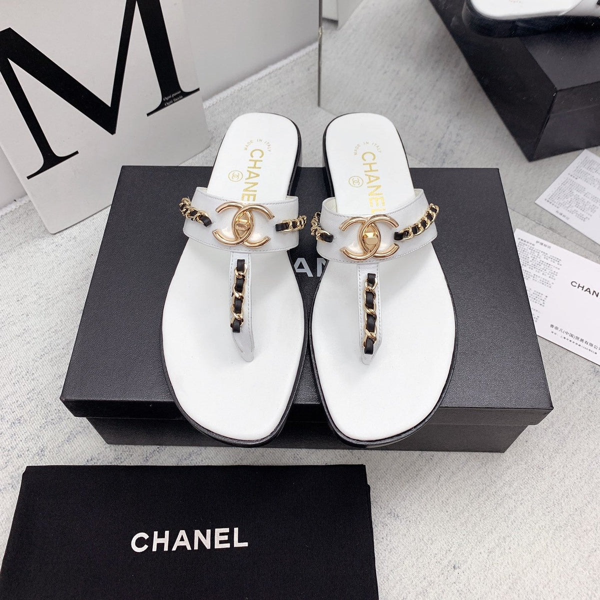 CC 26s Thong Sandals 2cm White Gold Leather 162950