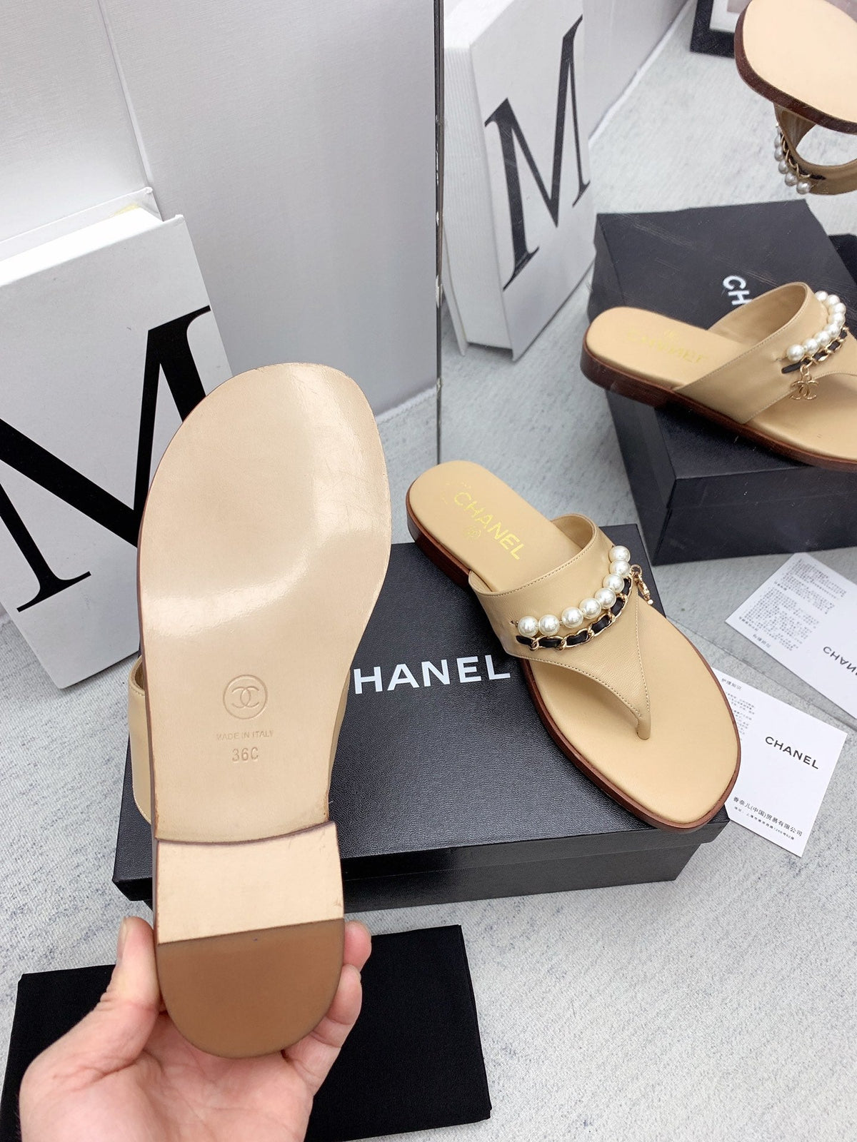 CC 26s Thong Sandals 2cm Beige Pearl Leather 163421