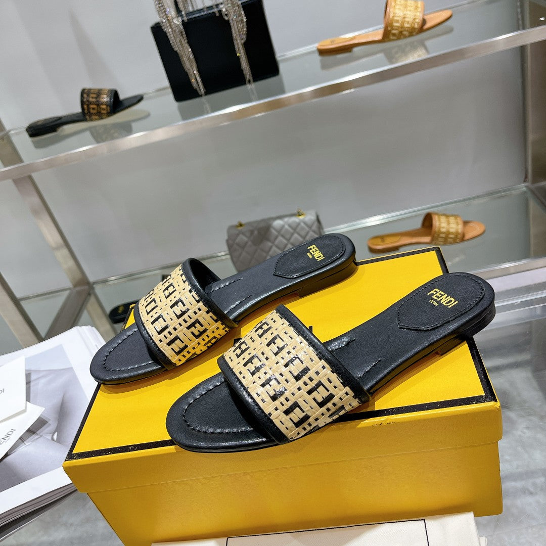 FF Women Raffia Sandal Black Beige