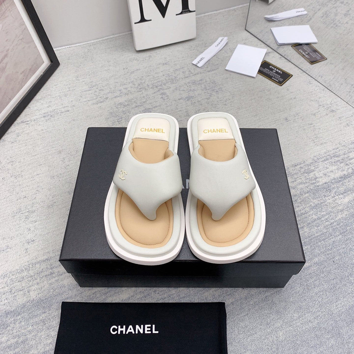 CC 26s Thong Sandals 2cm White Beige Leather 163423