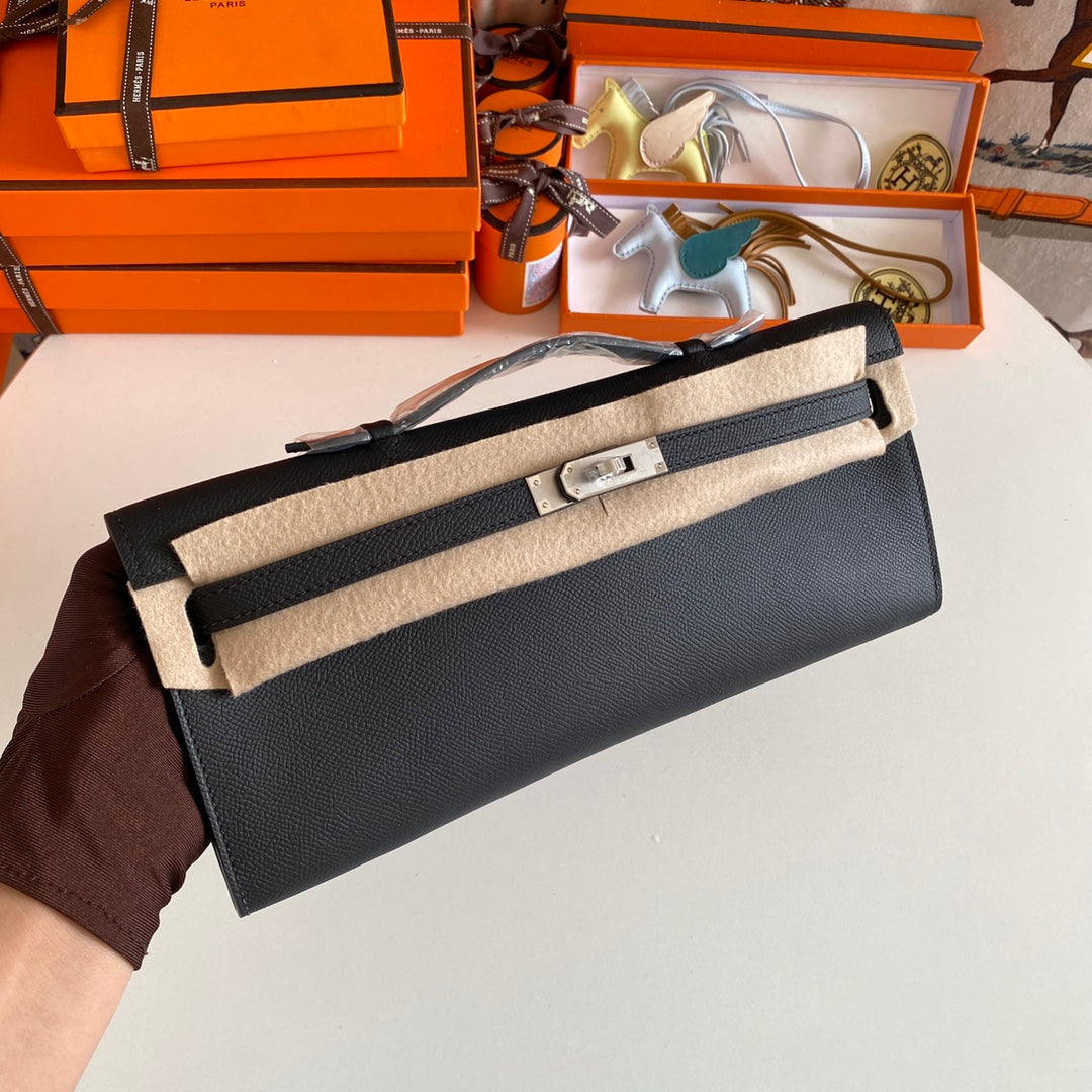 HM Kelly Cut 31 Black Epsom Leather Silver Hardware 229059