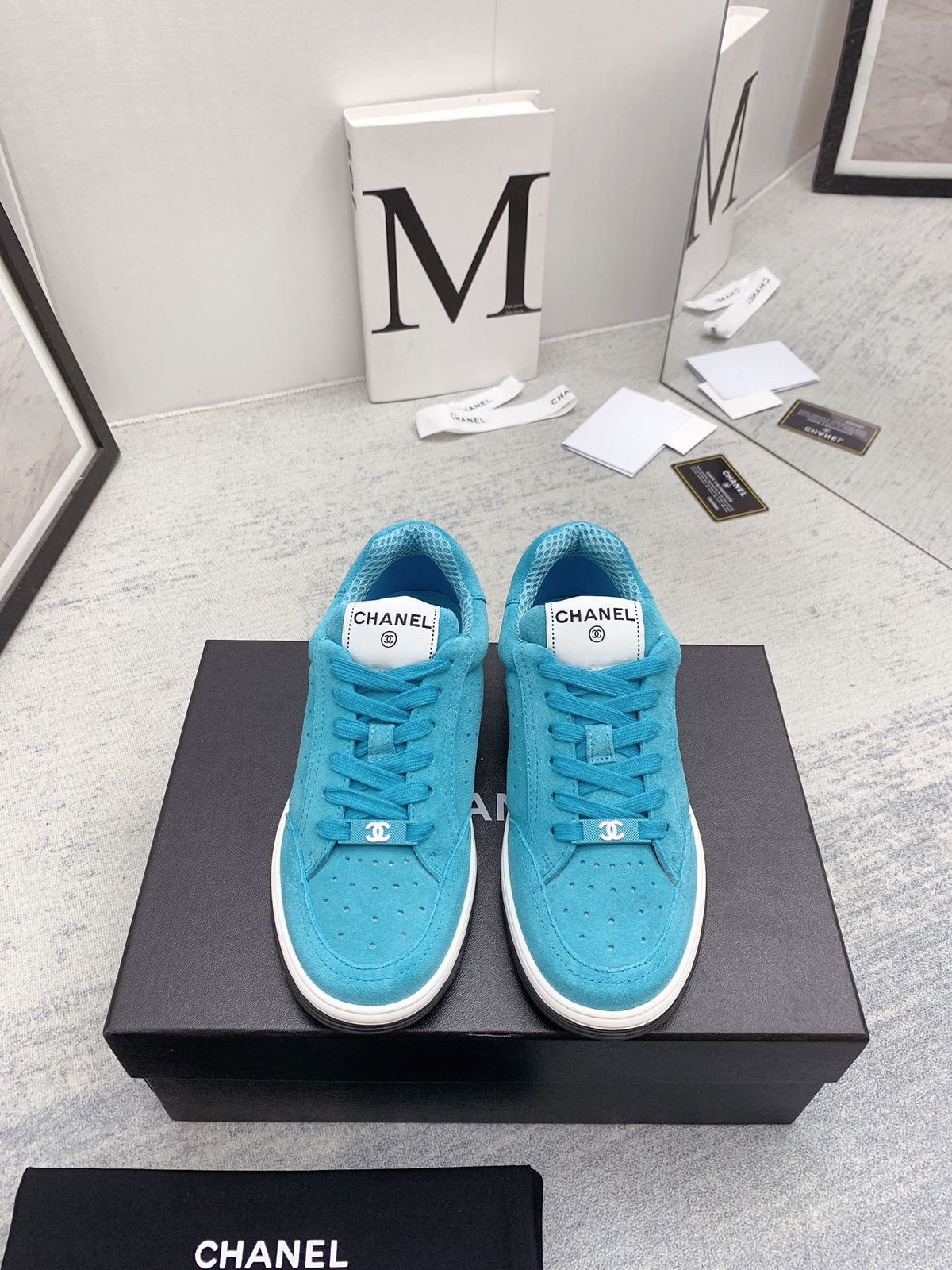 CC 26s Low Top Sneakers Blue Suede Leather 160061
