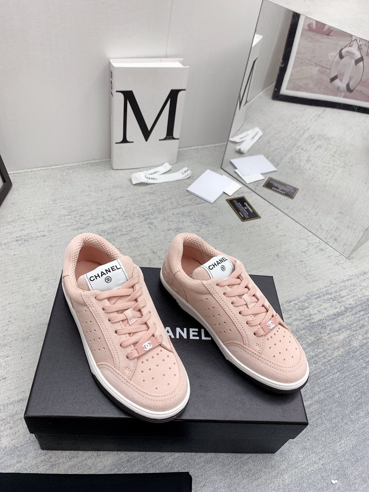 CC 26s Low Top Sneakers Pink Suede Leather 160064