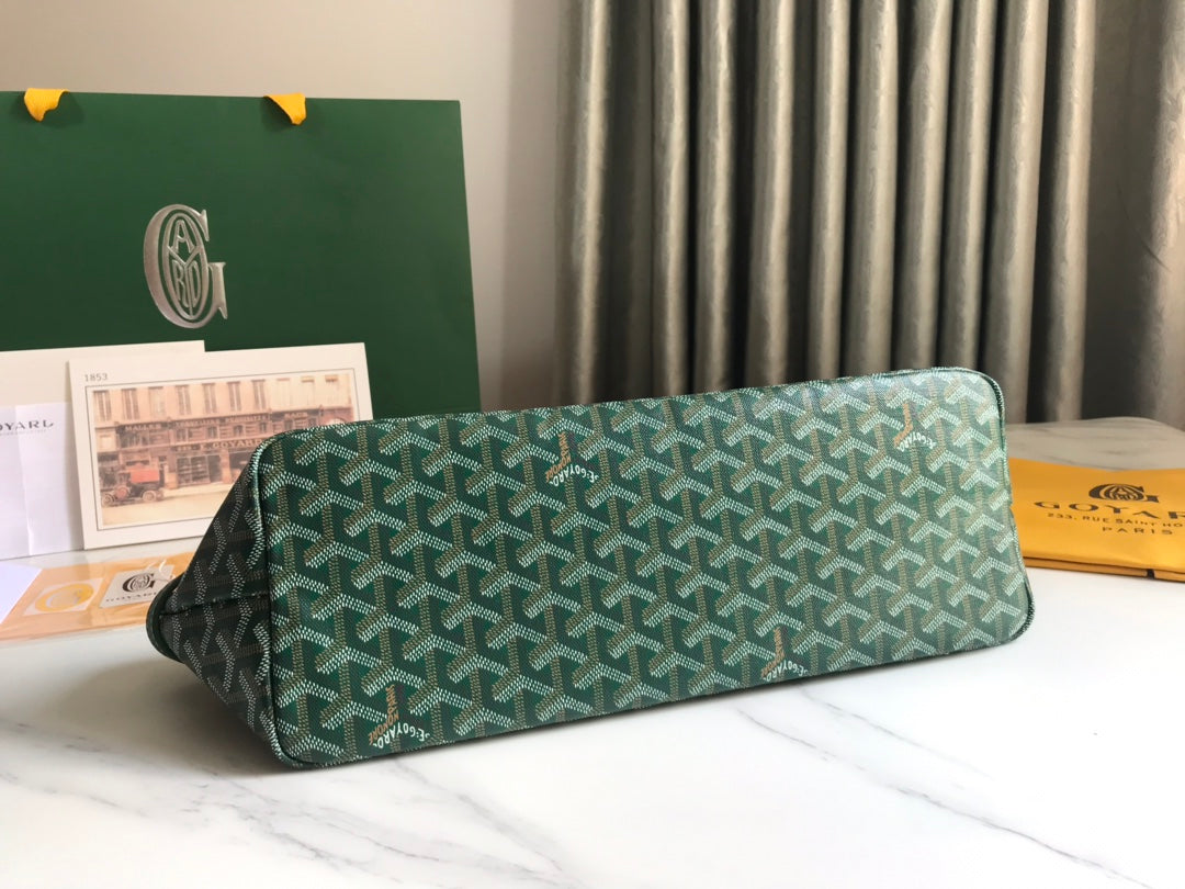 CHIEN GRIS BAG 33 IN GREEN GOYARDINE CANVAS AND CALFSKIN TRIM