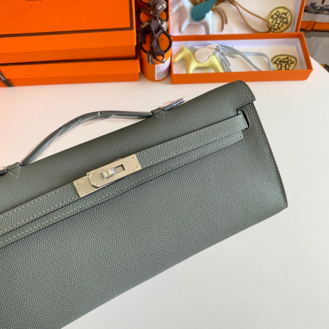 HM Kelly Cut 31 Ash Grey Epsom Leather Silver Hardware 229039
