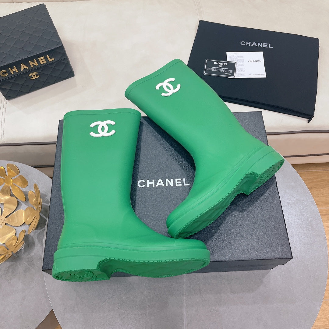 CC 26s Vintage Rain Boots Mint Green Rubber 476067