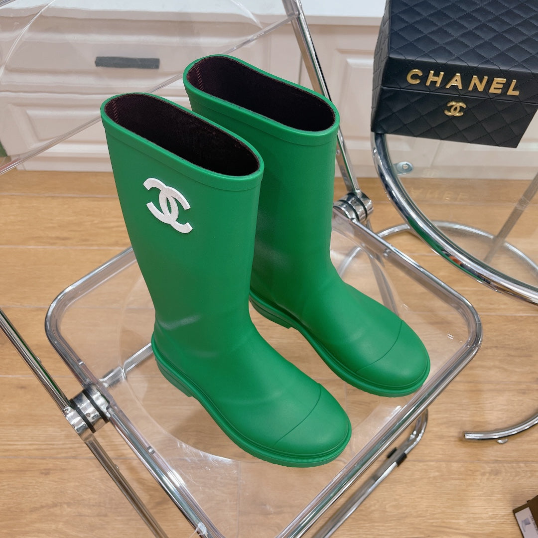 CC 26s Vintage Rain Boots Mint Green Rubber 476067