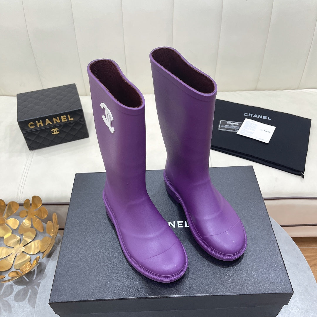 CC 26s Vintage Rain Boots Purple Rubber 476070