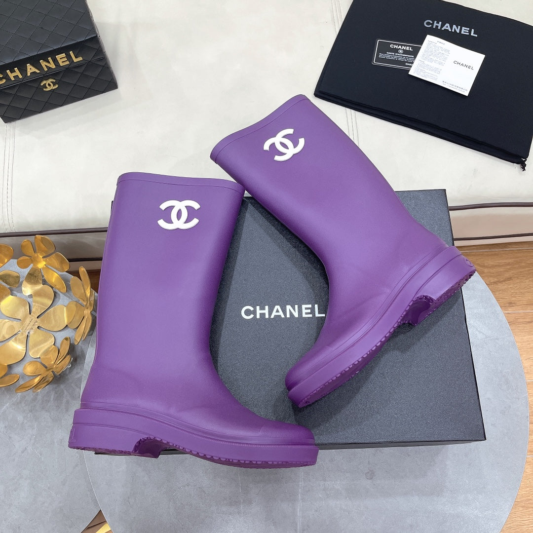 CC 26s Vintage Rain Boots Purple Rubber 476070