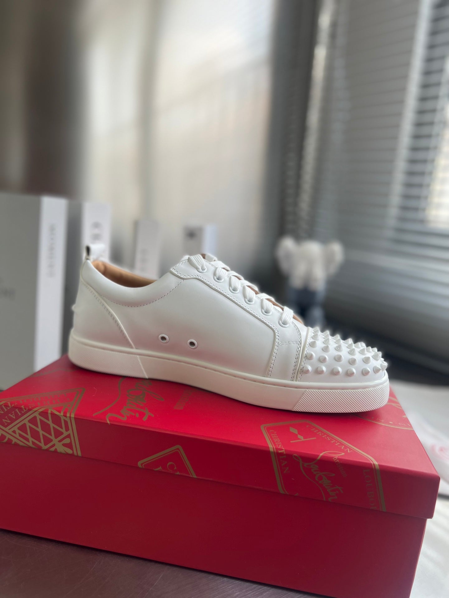 CL Louis Junior Spikes Sneaker White Cowhide 332091
