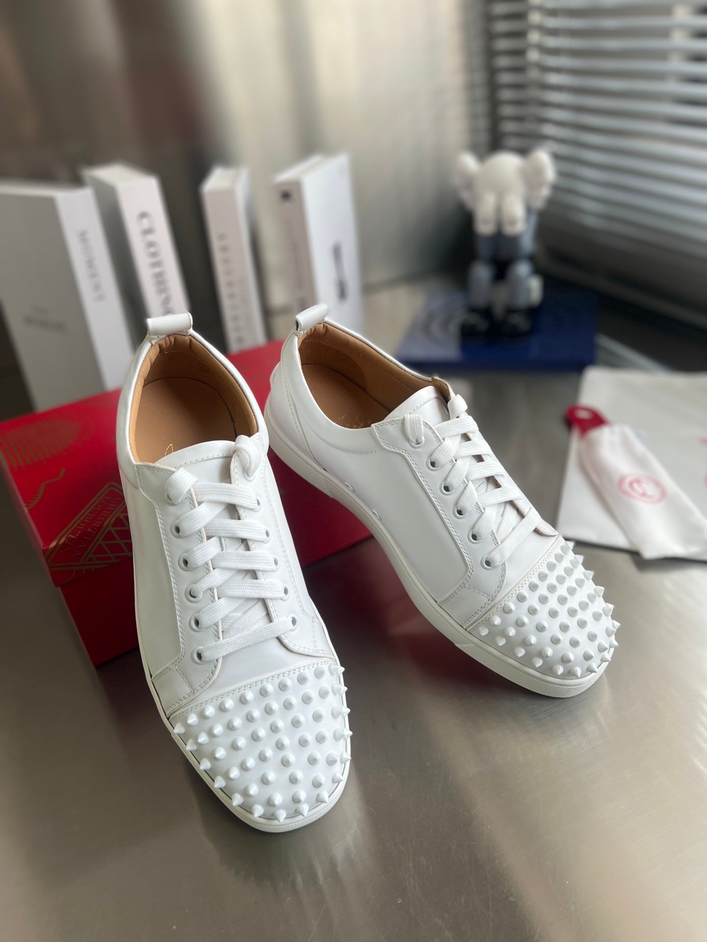 CL Louis Junior Spikes Sneaker White Cowhide 332091