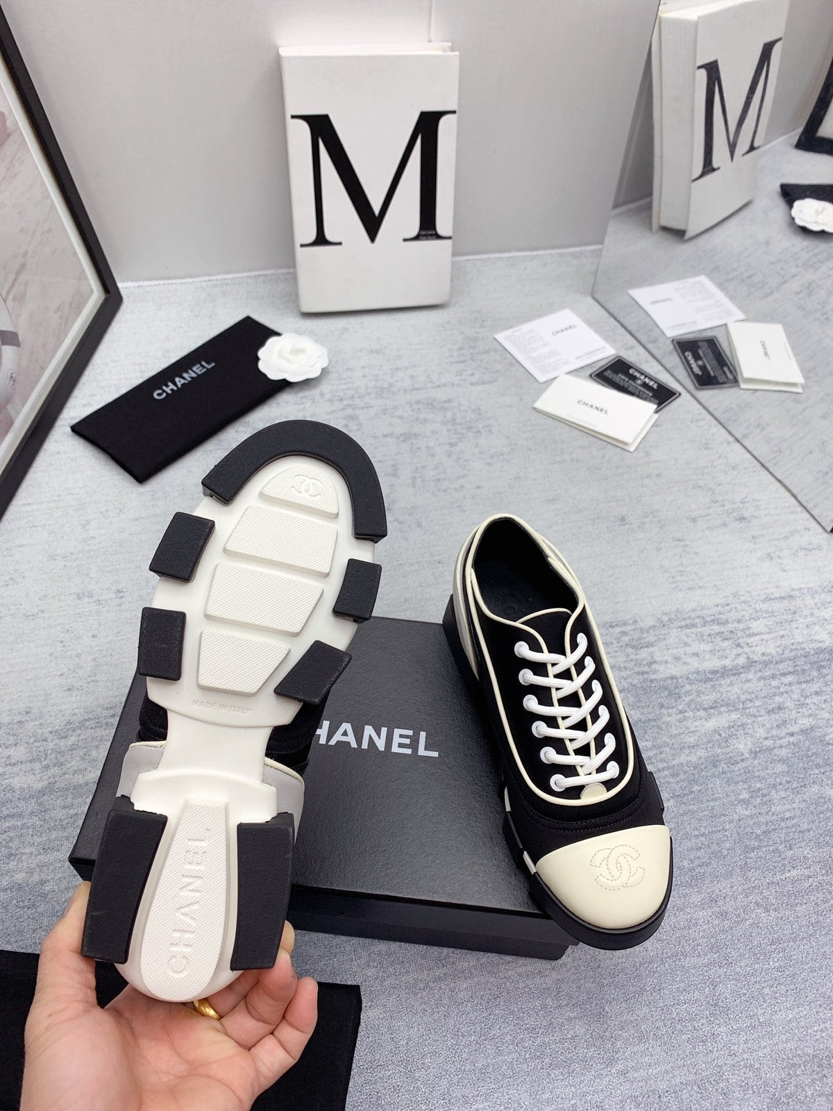 CC 26s Low Top Sneakers 4cm Black White Canvas 162989