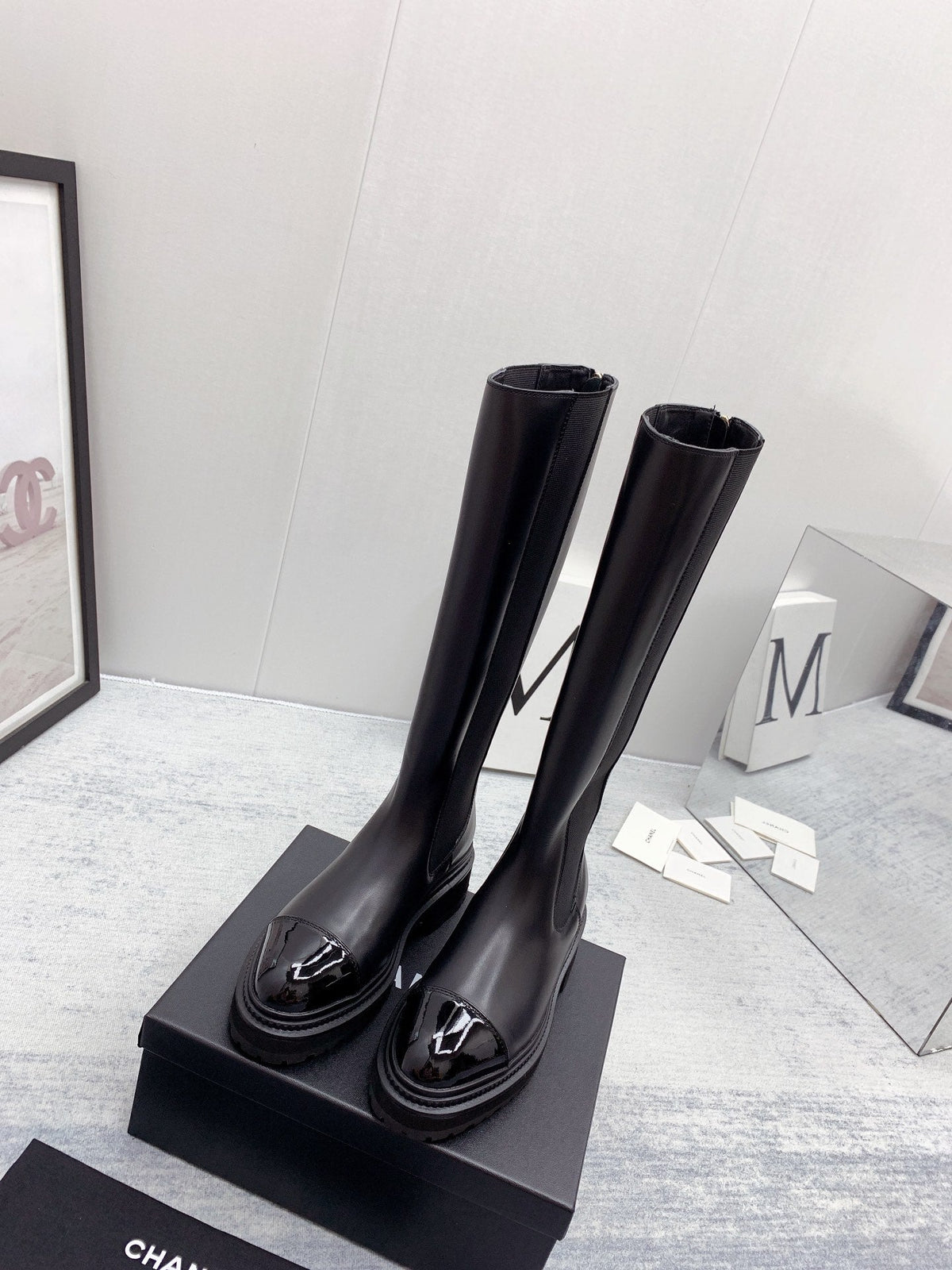 CC 26s Knee High Chelsea Boots Black Calfskin Patent Leather 160112