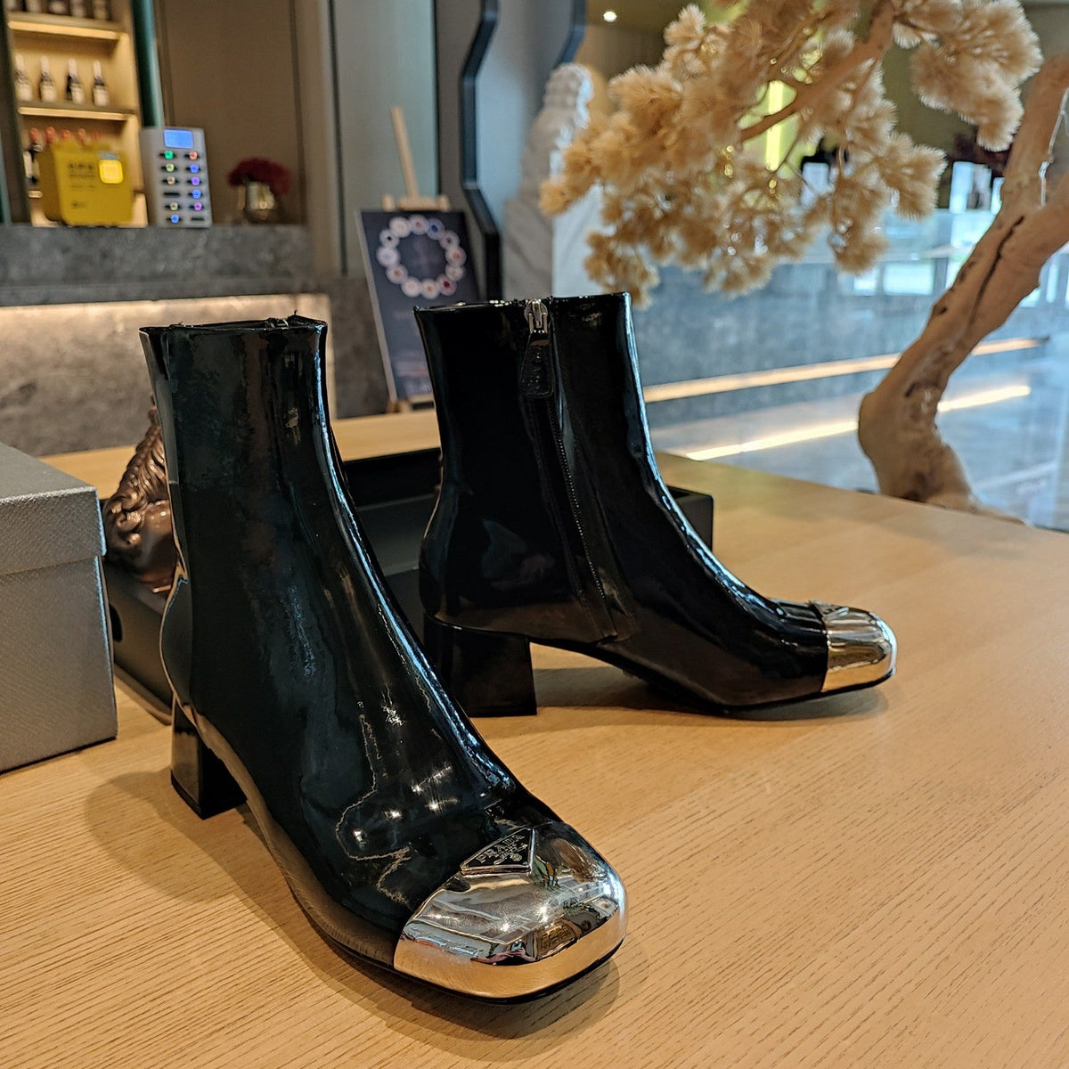 Prada 26s Metallic-Toe Triangle Logo Ankle Boots 5cm Black Patent Leather 109446