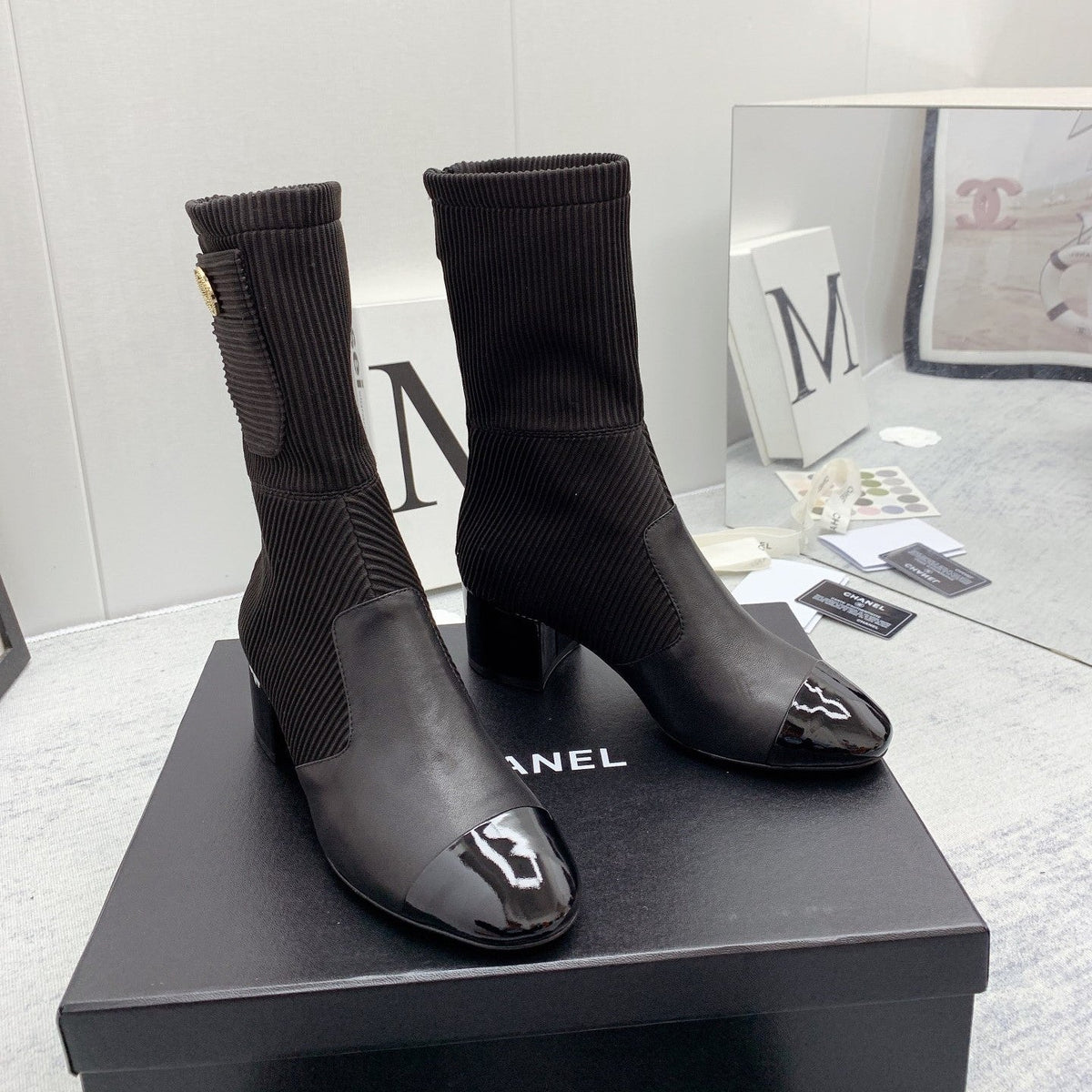 CC 26s Knit Boots Black Calfskin Patent Leather 160132