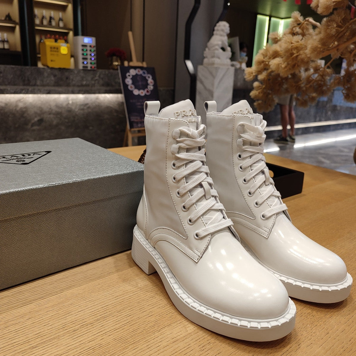 Prada 26s Combat Logo Boots 5.5cm White Patent Leather 109450