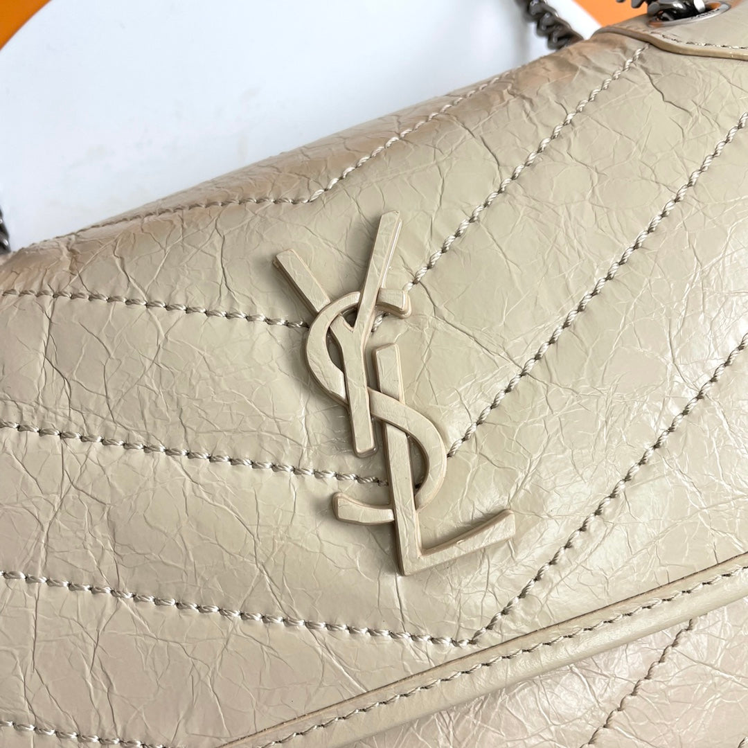 Niki Baby Shoulder Bag 28cm Old Ivory Glossy Leather 285475