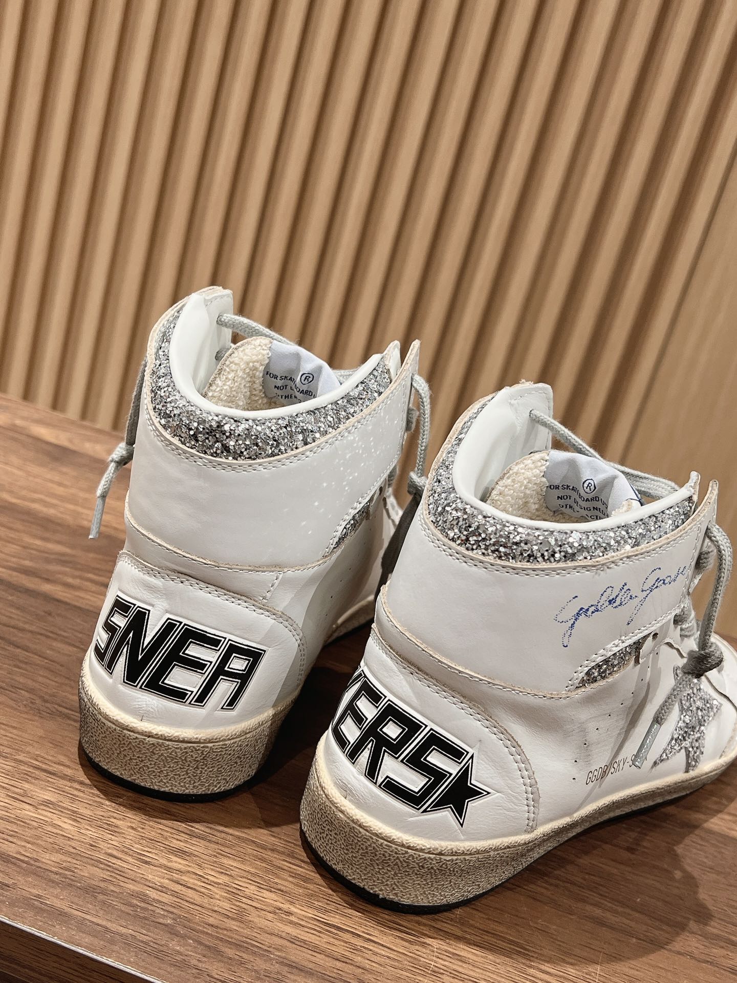 SKY-STAR SNEAKERS IN WHITE NAPPA LAMBSKIN WITH SILVER GLITTER STAR AND HEEL TAB