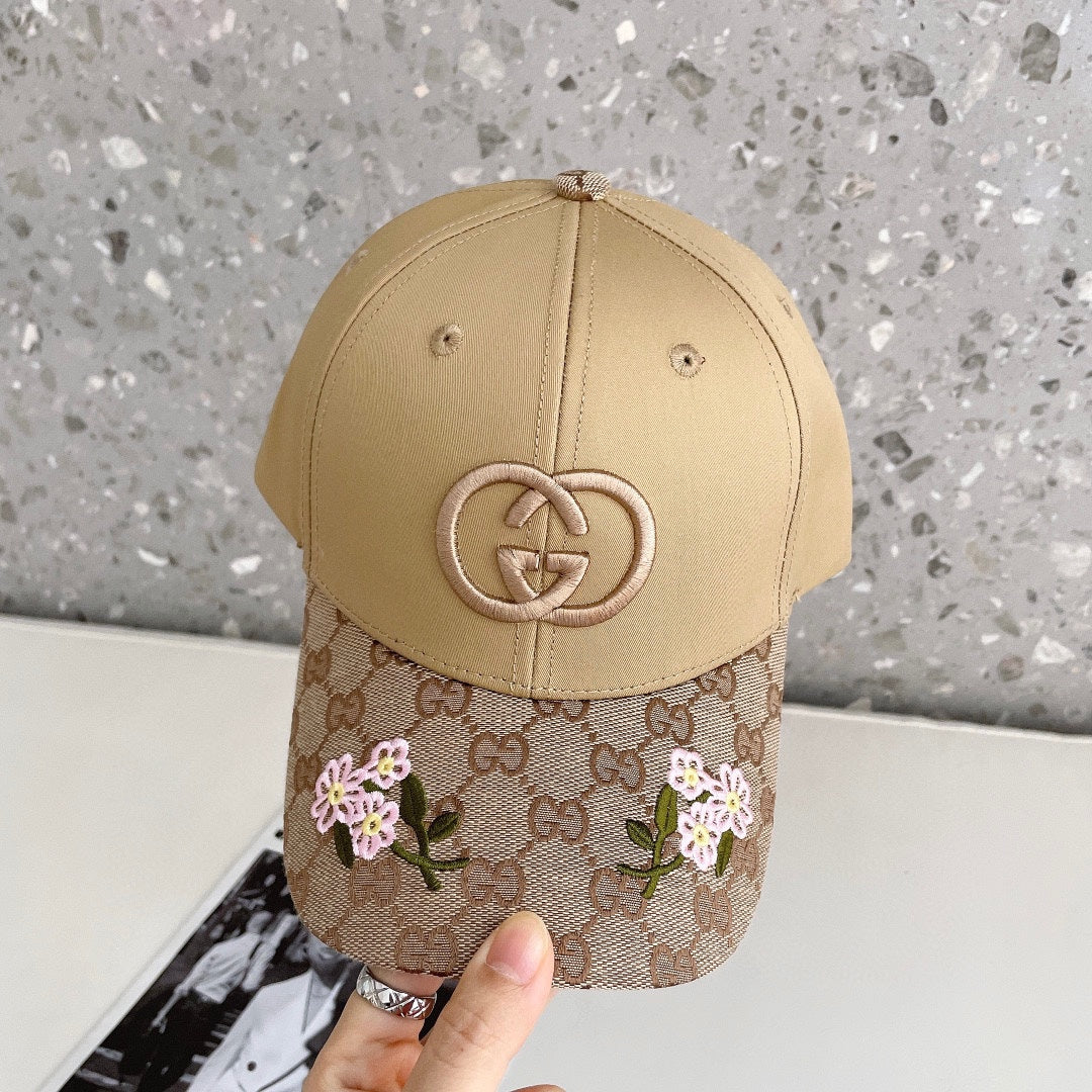 BAKER BOY CAP IN PEANUT BROWN MIX CAMEL BROWN MONOGRAM JACQUARD FABRIC 136302