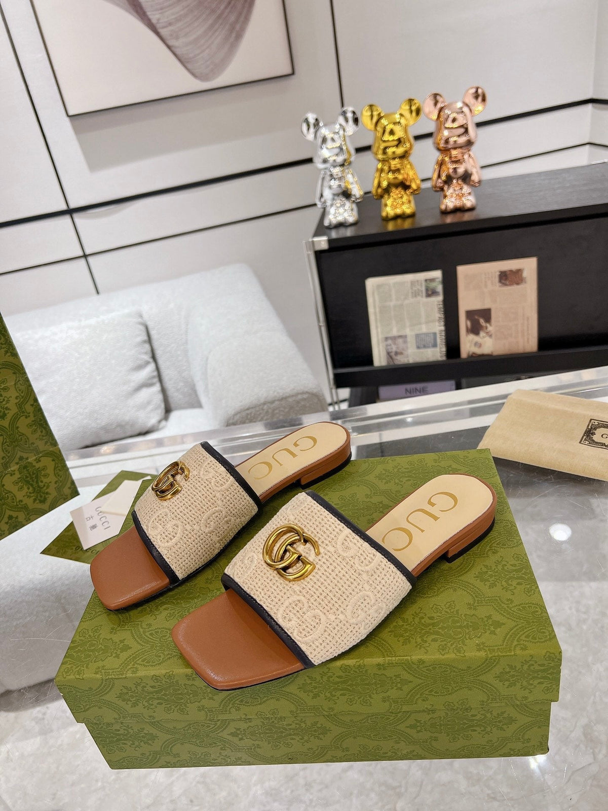 GG 26s Exclusive Slide Sandal Caramel And Cream Sedge