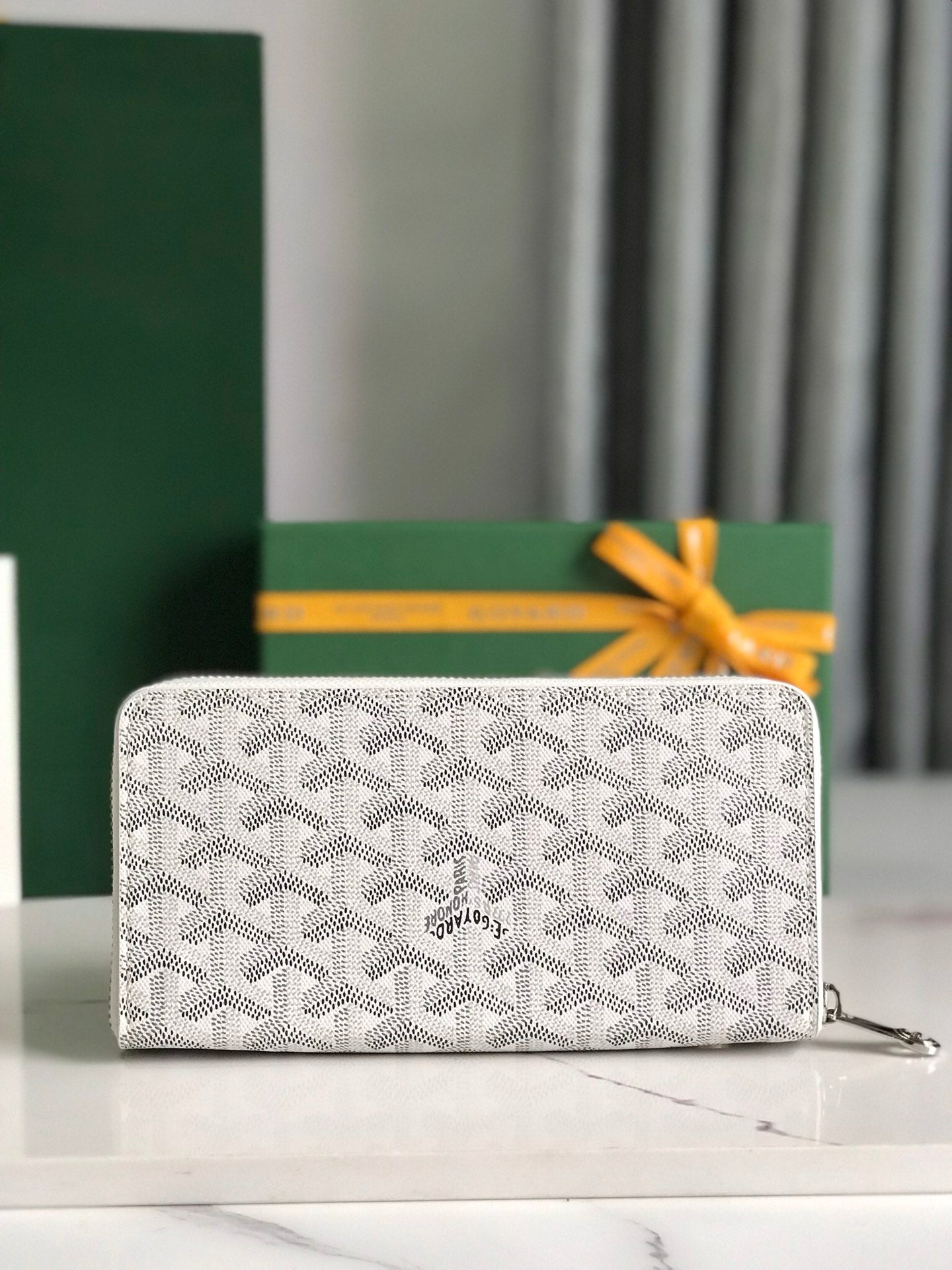 Goyard Matignon GM Wallet 20cm White Canvas & Calfskin