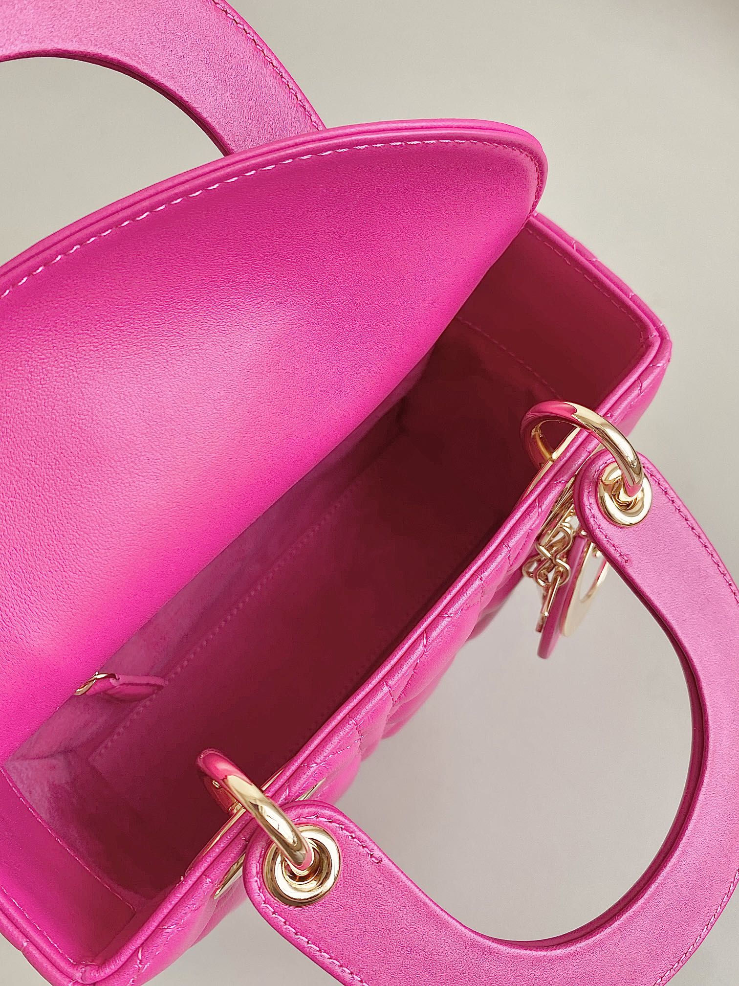 SMALL LADY 20 DARK HOT PINK LAMBSKIN