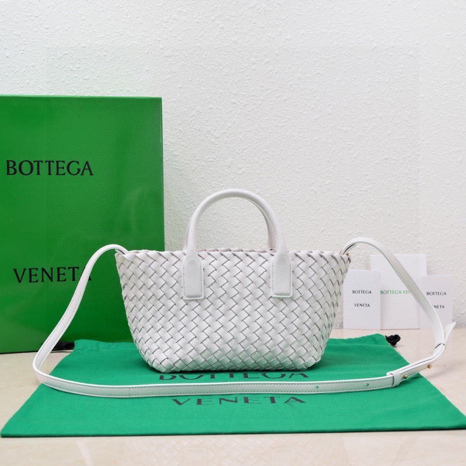 BV Mini Cabat 20cm Leather GHW
