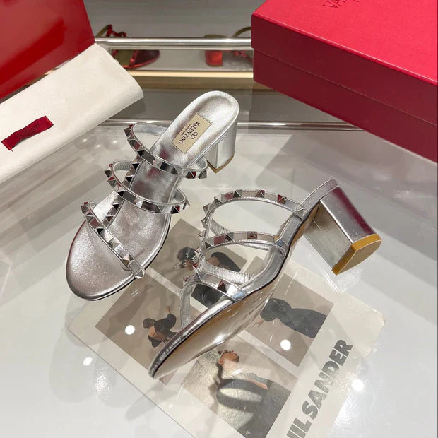 VT 26s Garavani Rockstud Slide Sandal Silver Cowhide 175602